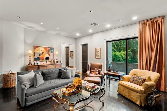 45 Palisades Boulevard, Longview, TX 75605