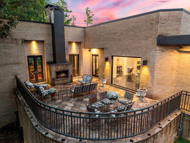 45 Palisades Boulevard, Longview, TX 75605