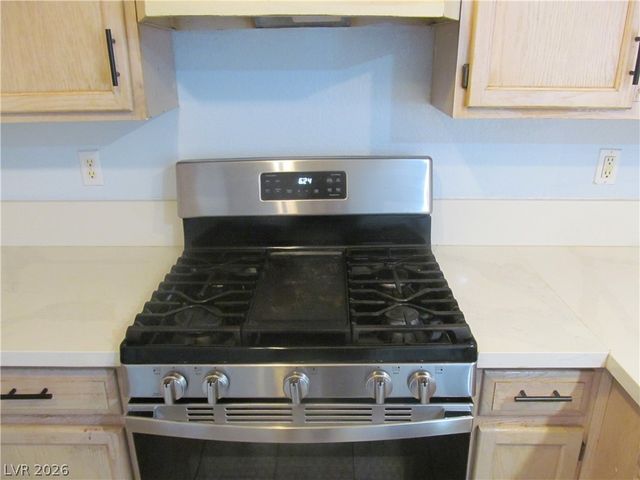 7950 West Flamingo Road 2048, Las Vegas, NV 89147