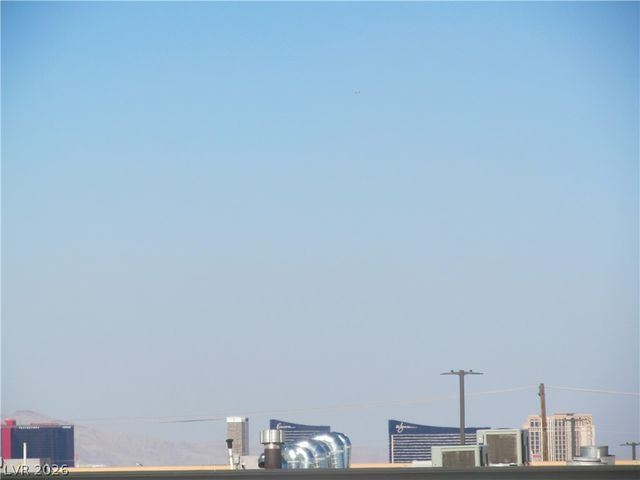 7950 West Flamingo Road 2048, Las Vegas, NV 89147