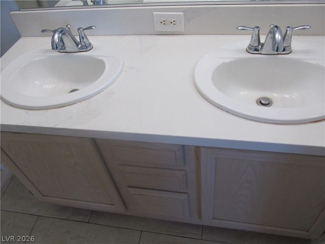 7950 West Flamingo Road 2048, Las Vegas, NV 89147
