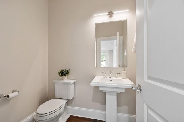 1 Garrison Way 1, Carlisle, MA 01741