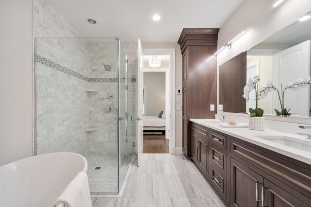 1 Garrison Way 1, Carlisle, MA 01741