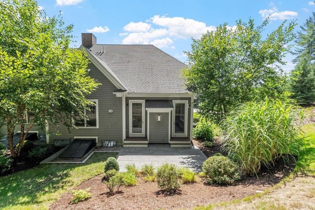 1 Garrison Way 1, Carlisle, MA 01741