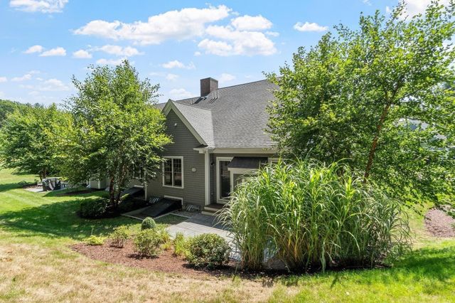 1 Garrison Way 1, Carlisle, MA 01741