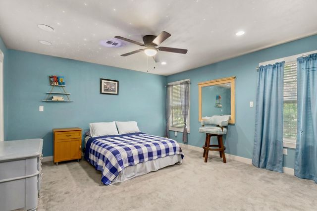 600 Windrush, Canyon Lake, TX 78133
