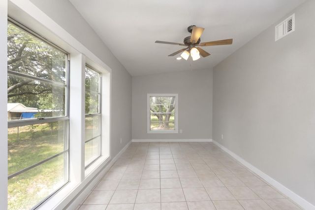 600 Windrush, Canyon Lake, TX 78133