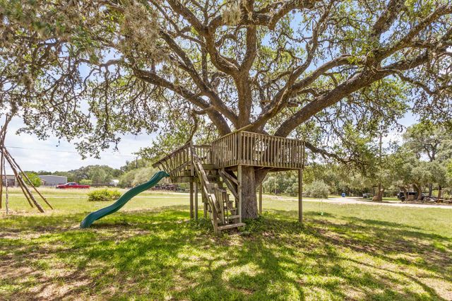 600 Windrush, Canyon Lake, TX 78133