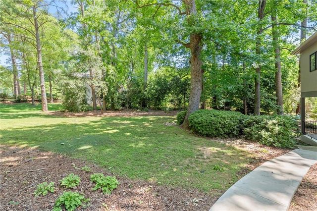 459 Atlanta Country Club Drive SE, Marietta, GA 30067