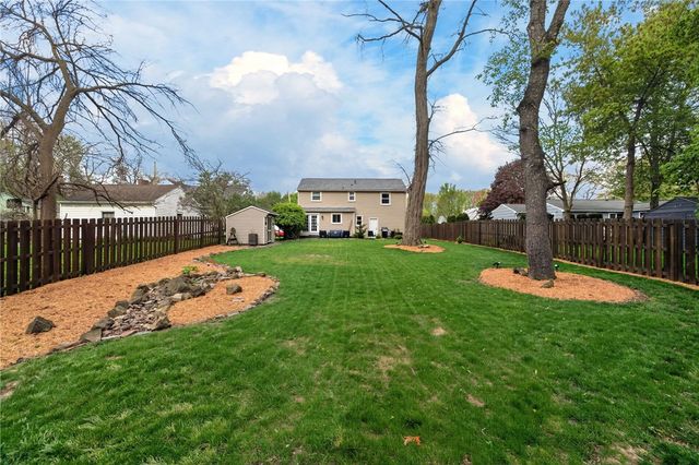 20 Hertford Way, Brighton, NY 14610