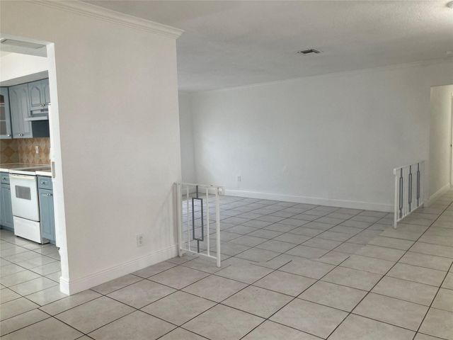 6230 SW 4th Place, Margate, FL 33068