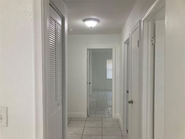 6230 SW 4th Place, Margate, FL 33068