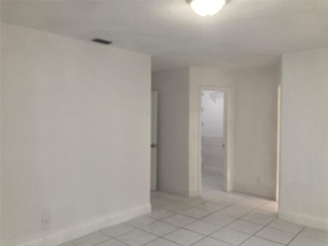 6230 SW 4th Place, Margate, FL 33068