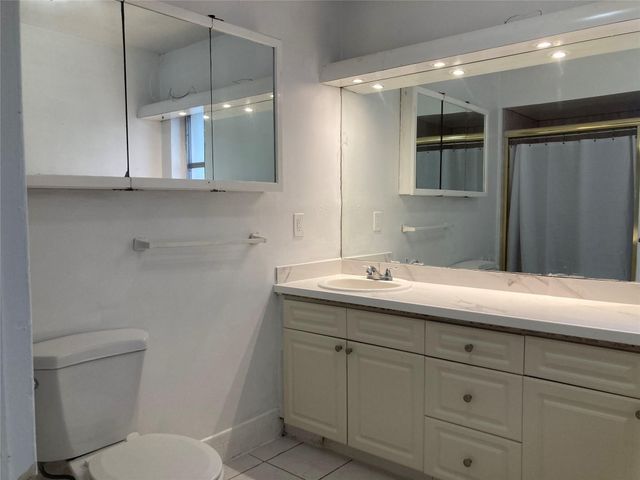 6230 SW 4th Place, Margate, FL 33068