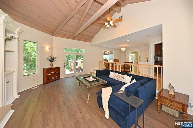 12 Heatherhill Lane, Woodcliff Lake, NJ 07677