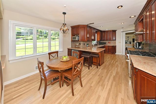 12 Heatherhill Lane, Woodcliff Lake, NJ 07677