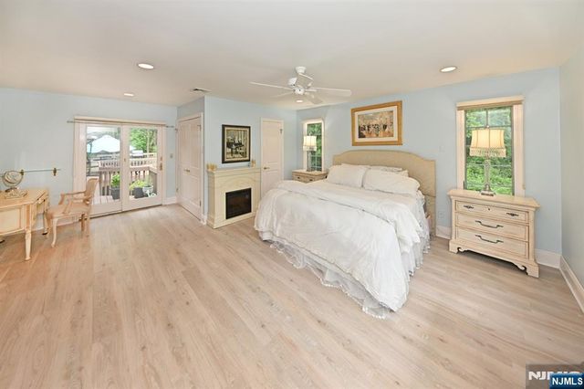 12 Heatherhill Lane, Woodcliff Lake, NJ 07677