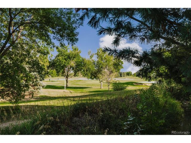 8024 Fox Hill Dr, Longmont, CO 80504