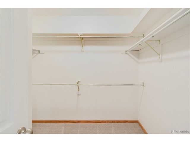 8024 Fox Hill Dr, Longmont, CO 80504