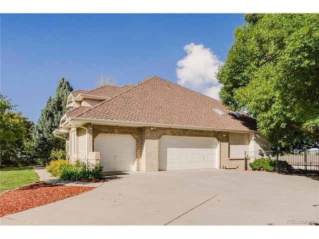8024 Fox Hill Dr, Longmont, CO 80504