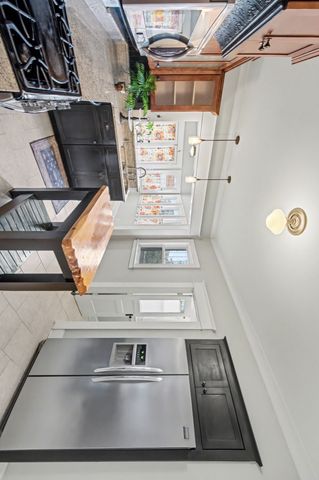 1010 Acklen Ave, Nashville, TN 37203