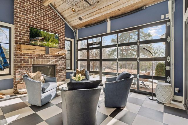 373 Park Street E, Wayzata, MN 55391