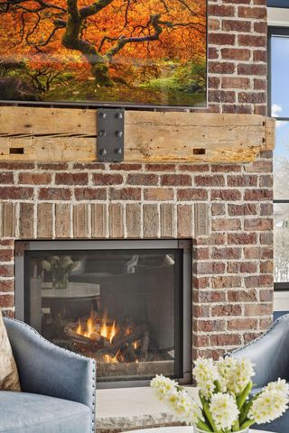 373 Park Street E, Wayzata, MN 55391