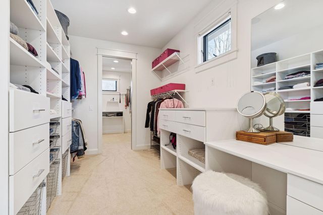 373 Park Street E, Wayzata, MN 55391