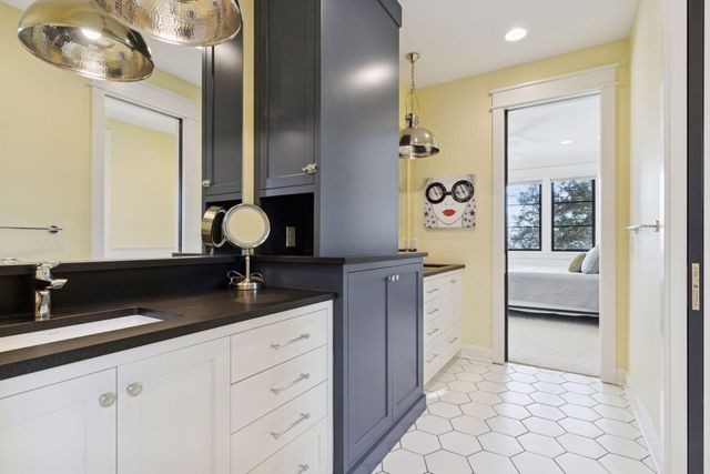 373 Park Street E, Wayzata, MN 55391