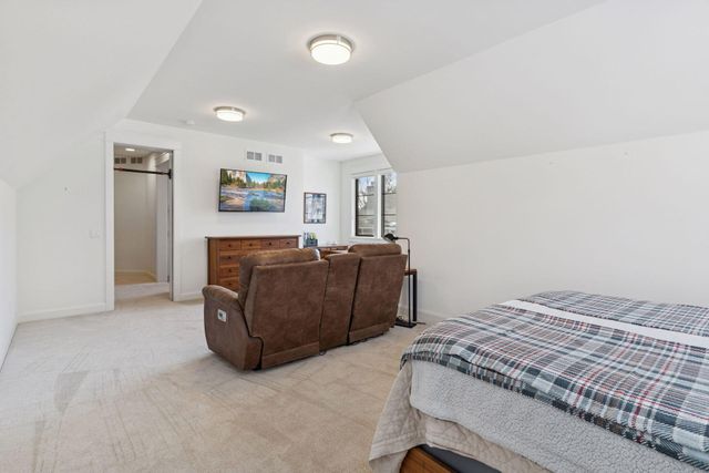 373 Park Street E, Wayzata, MN 55391