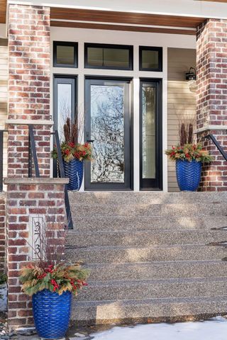 373 Park Street E, Wayzata, MN 55391