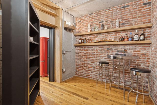 373 Park Street E, Wayzata, MN 55391