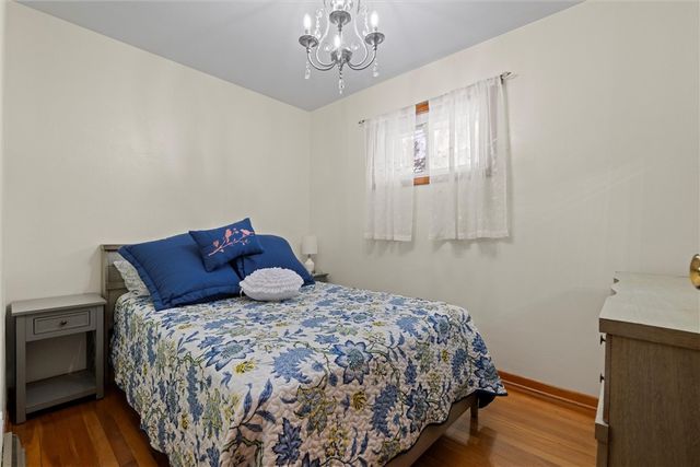 804 Redwood Dr, Cecil, PA 15057