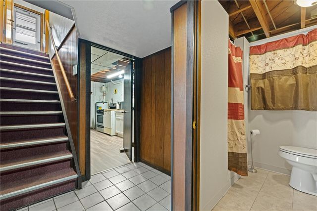 804 Redwood Dr, Cecil, PA 15057