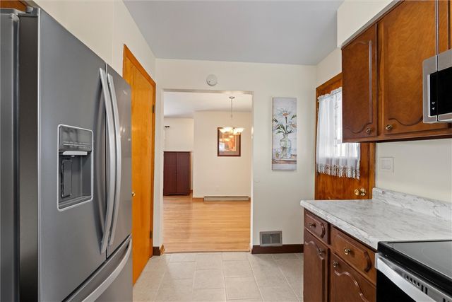 804 Redwood Dr, Cecil, PA 15057