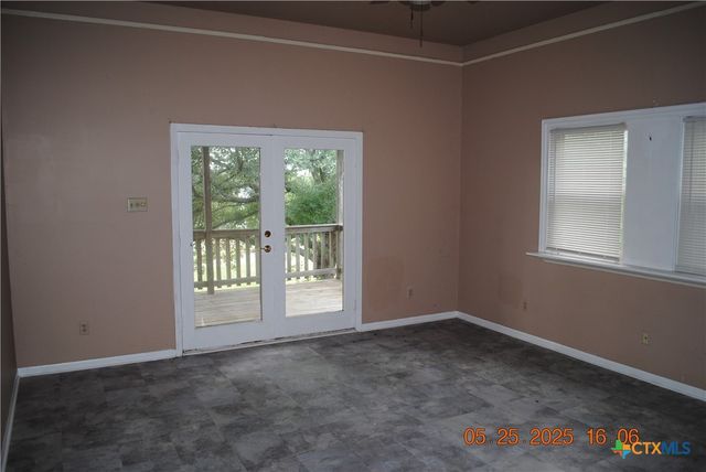 817 Santa Maria Road, Salado, TX 76571
