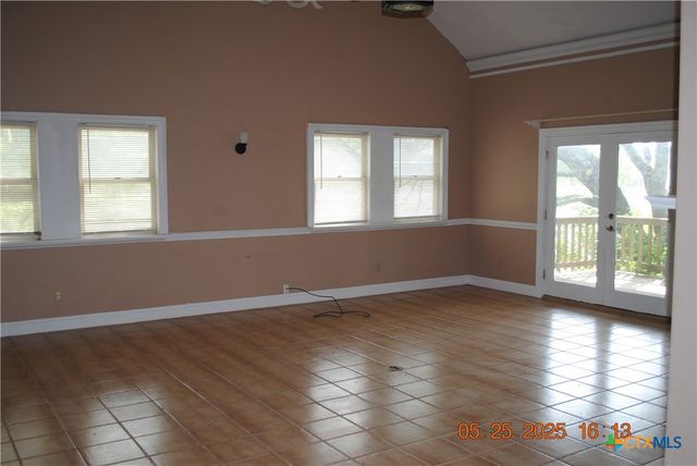 817 Santa Maria Road, Salado, TX 76571