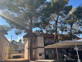 2781 ELDORA Circle B, Las Vegas, NV 89146