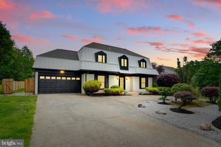 7434 MASON LN, Falls Church, VA 22042