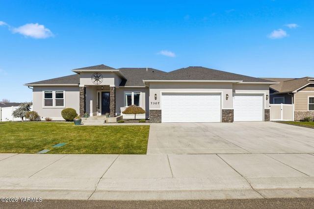 7307 Whitman Ave, Yakima, WA 98903