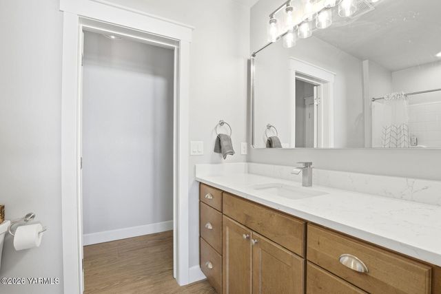 7307 Whitman Ave, Yakima, WA 98903