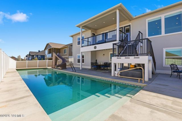 7307 Whitman Ave, Yakima, WA 98903