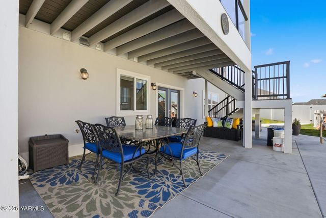 7307 Whitman Ave, Yakima, WA 98903