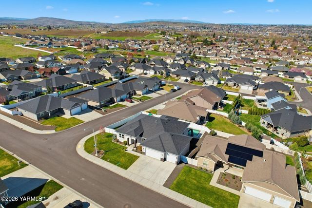 7307 Whitman Ave, Yakima, WA 98903