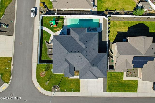 7307 Whitman Ave, Yakima, WA 98903