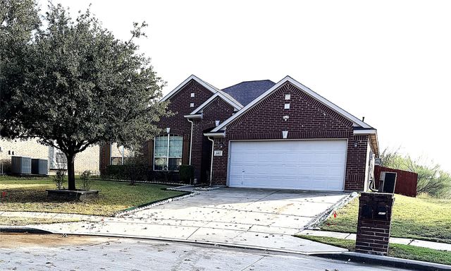 4461 Corner Brook Lane, Fort Worth, TX 76123