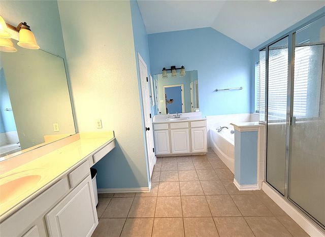 4461 Corner Brook Lane, Fort Worth, TX 76123