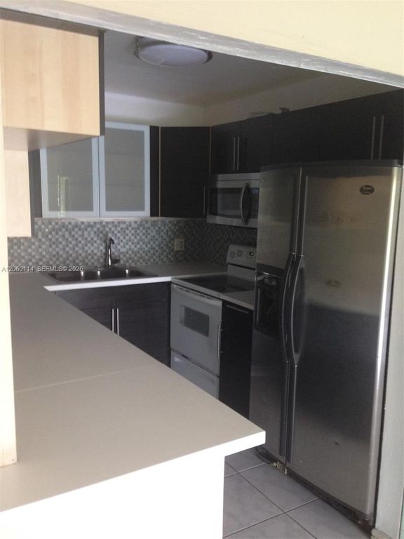 6101 N Falls Cir Drive 409, Lauderhill, FL 33319