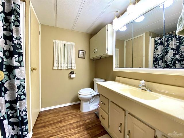 4825 Carnation Avenue, Mcallen, TX 78501