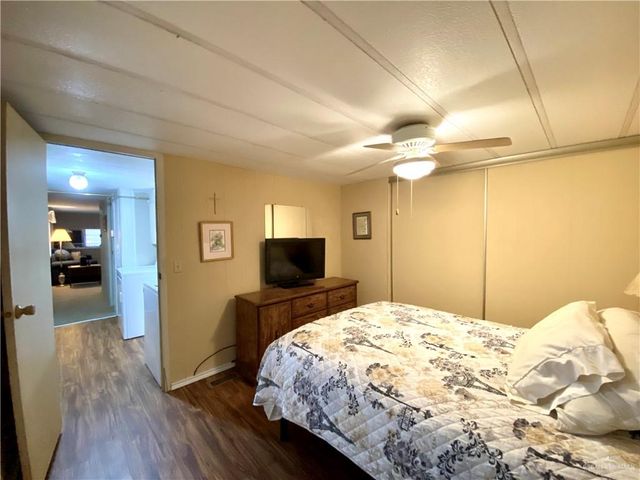 4825 Carnation Avenue, Mcallen, TX 78501